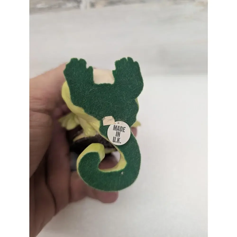 Real Musgrave Pocket Dragons Resin Figurine Cookie Treat Green Dragon Made in UK